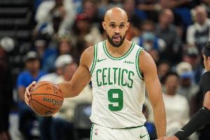 傷士氣！杰倫·布朗劈扣被克拉克斯頓按帽 懷特隨后空籃不進