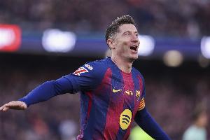 阿斯：費內(nèi)巴切為萊萬開一年半合同，萊萬想要兩年半合同