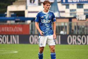 尼科·帕斯：科莫要爭取更高目標(biāo)，法布雷加斯教練會幫助我們成長