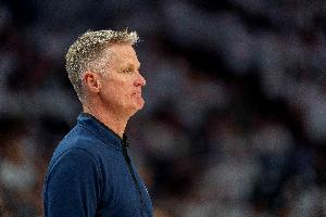 科爾：追夢(mèng)明日能否出戰(zhàn)火箭存疑 庫明加的情況仍無進(jìn)一步消息