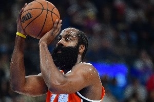 不止1次單場10+三分球員都有誰？共11人 庫里比二三四名總和還多