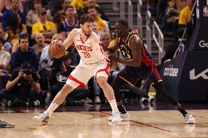 火勇大戰(zhàn)！ESPN預測明日NBA杯勝率：火箭為55.3% 勇士44.7%