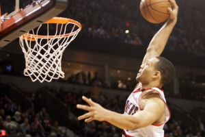 蒙蒂：羅伊年輕但比賽沒弱點 上一個我見過的這種人是鄧肯