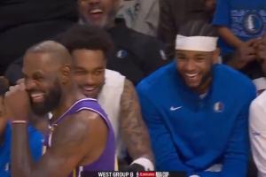 沒笑格外顯眼！美媒：除了拉塞爾全隊都在笑 這哥們一定恨詹姆斯