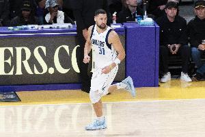 克萊：我今天的表現(xiàn)讓自己松了一口氣 前20場的我是不達標的