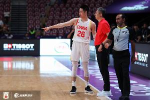 解說：一場比賽只準備一種方式就想打敗對手 那中國男籃太輕敵了