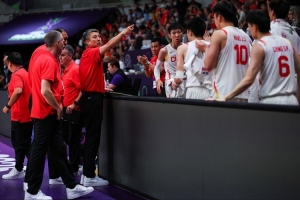 媒體人談男籃輸球：最后分差不能掩蓋過程的噩夢 我愿稱之為慘案