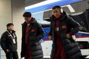 今日18:00中國男籃世預賽客戰(zhàn)韓國 小伙子們已經抵達場館