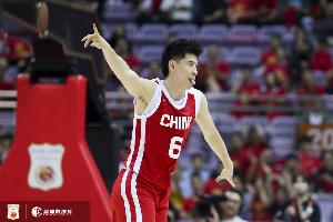 替下胡明軒！男籃今晚首發(fā)：高詩巖程帥澎朱俊龍小曾周琦 ???