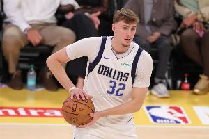 基德：弗拉格打控衛(wèi)能直面頂尖側(cè)翼防守者 組織進(jìn)攻能力對他有益