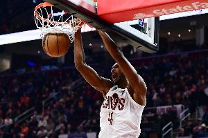 盡力了！莫布里17中11空砍27分14板4助