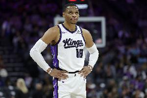 威少談自己給年輕人的建議：多溝通 別抱怨外界 要向內(nèi)審視！