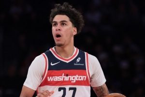 25年首輪21號秀！威爾·萊利6中5得13分4板1助1斷 三分2中2