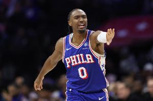 馬克西本季前20場砍下649分排名隊史第3 僅次于艾弗森&張伯倫