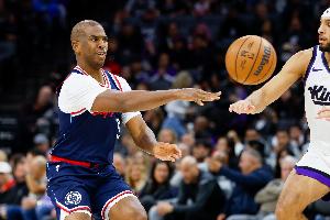 快船官推5天前表示保羅會“在家退役”??昨天真把保羅趕回家了