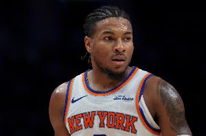 想起了誰？188麥克布萊德籃下正面帽掉中鋒迪亞巴特