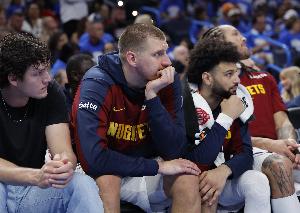 砍50+且TS%超九成！最近三位為約基奇、戈登、穆雷 庫里三次做到