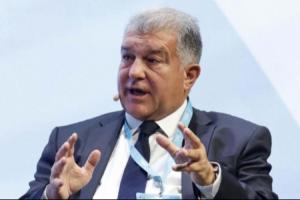 拉波爾塔：梅西是巴薩和足球的GOAT 對他的致敬必須選擇正確時(shí)機(jī)