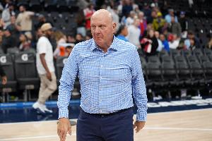 打根上就爛了！快船的根本問(wèn)題是鮑爾默對(duì)弗蘭克和盧的盲目信任