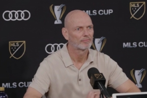 白浪主帥：我們知道梅西是公認(rèn)的Goat，有穆勒在隊(duì)中真是太好了