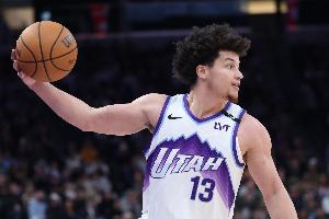 來(lái)勁了！18號(hào)秀克萊頓垃圾時(shí)間連中3記三分打停尼克斯