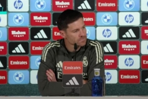 阿隆索：姆巴佩正在皇馬創(chuàng)造歷史就像C羅那樣 米利唐能踢右后衛(wèi)