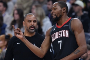 鍵盤俠|KD交易就是打劫！火箭復興應記狄龍一功！卡皇plus依舊強