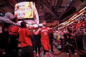 申京因病缺席！火箭首發(fā)：阿門/奧科吉/杜蘭特/小史密斯/亞當斯