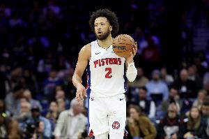 穩(wěn)健控場！康寧漢姆半場8中4貢獻13分5助 罰球5中4