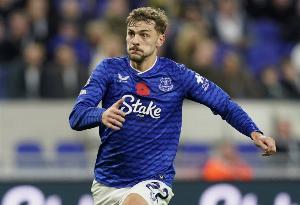 霍爾：埃弗頓進軍歐戰(zhàn)是現(xiàn)實目標，我們正朝著積極的方向前進