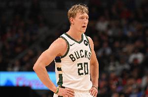 左肩挫傷！老里：不確定AJ·格林缺席多久 檢查結果不差也不理想