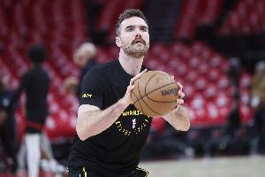 徐靜雨：球權(quán)放到斯潘塞手里比給波杰強(qiáng)多了 巴特勒不行就送走吧