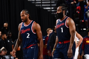 小卡：哈登仍然在像聯(lián)盟門面般打球 36歲的他競技狀態(tài)依舊非常好