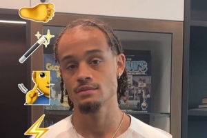 西蒙斯組建完美球員：左腳梅西、右腳+技巧內(nèi)馬爾、速度姆巴佩