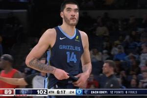 ??不如楊瀚森？埃迪六犯率先離場 楊瀚森完成任務(wù)也下場！