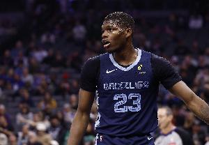 活力十足！科沃德首節(jié)7中4貢獻(xiàn)8分3板 正負(fù)值+7