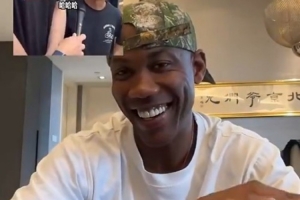 開拓者媒體人：馬布里實(shí)力強(qiáng)在CBA不懂中文也沒事 但瀚森得懂英語(yǔ)