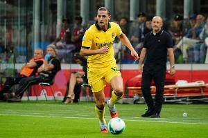 29米開外打進世界波，拉比奧特取得米蘭2016年來意甲最遠進球