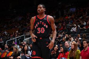 拓記：球隊(duì)可考慮交易來(lái)猛龍側(cè)翼阿巴基 以提升外線投射