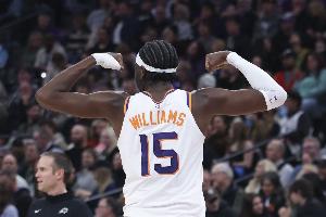 首記三分！奧尼爾：我當時告訴馬威把球傳我 他說自己節(jié)奏正順