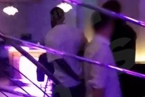 又出事！太陽報：伊萬·托尼在酒吧頭撞球迷，致人流血被上銬帶走