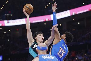 開拓者媒體人：大家都被楊瀚森的高光集錦所迷惑 他需要時(shí)間培養(yǎng)