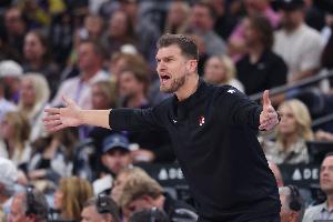 隨著賽季深入 開(kāi)拓者追求極致速度的丑陋打法效果越來(lái)越差了？