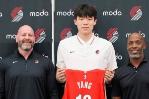 拓記：你們批評(píng)楊瀚森還不如說克羅寧 后者選秀策略僵化&沒打好牌