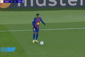 萊萬打進(jìn)一球，但因助攻的拉菲尼亞越位在先被吹無效