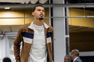 隊記：文班亞馬將確認(rèn)缺席明天對陣湖人的NBA杯1/4淘汰賽