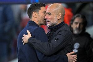 阿隆索談瓜賽前言論：我們關(guān)系很好很了解彼此，他知道自己在說啥