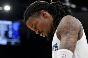 3年超1.265億~名記：火箭沒興趣追莫蘭特 斯通珍視球隊的年輕核心