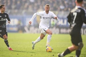 斯皮納佐拉：本菲卡節(jié)奏比我們更快，更有攻擊性也更有精力