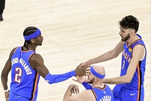 追夢(mèng)：很多隊(duì)所謂小球只是5個(gè)矮子 中鋒根本護(hù)不了筐給我們送分